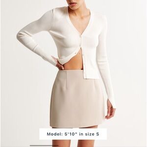 BLACK Abercrombie Scarlett skort